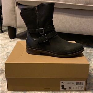 NEW UGG Simmons Leather Waterproof Boot Size 8